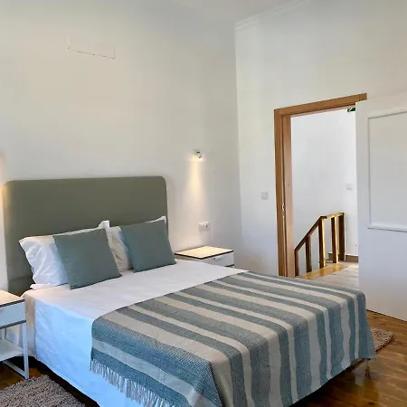 Central House 西尔韦斯